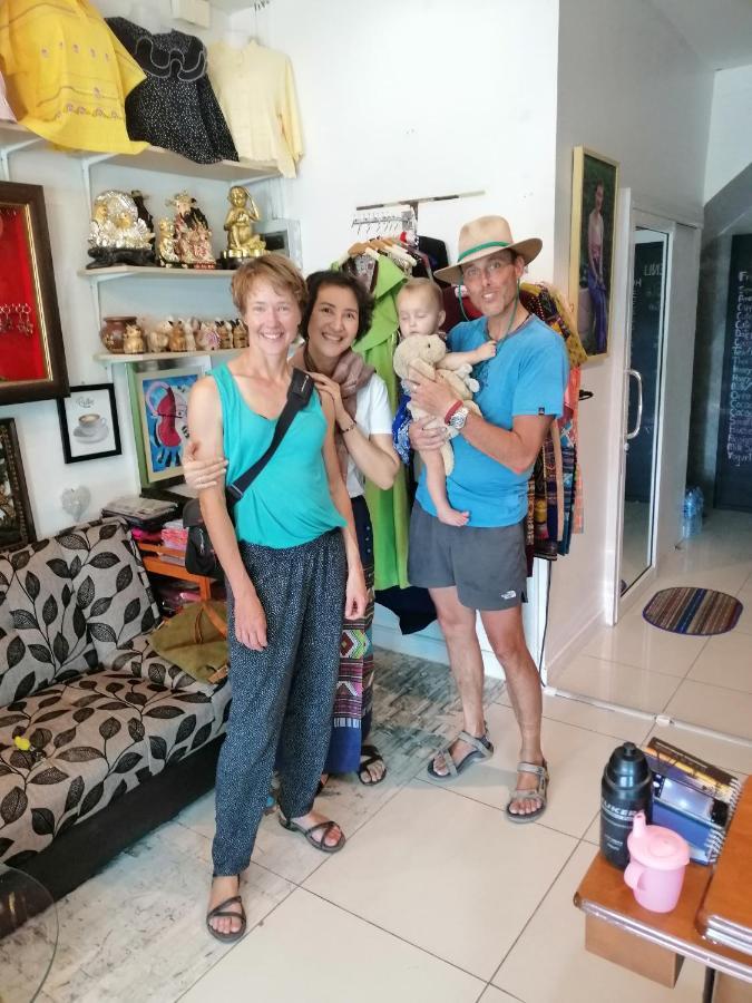 Aekkalukthai Hostel Rayong Exteriér fotografie