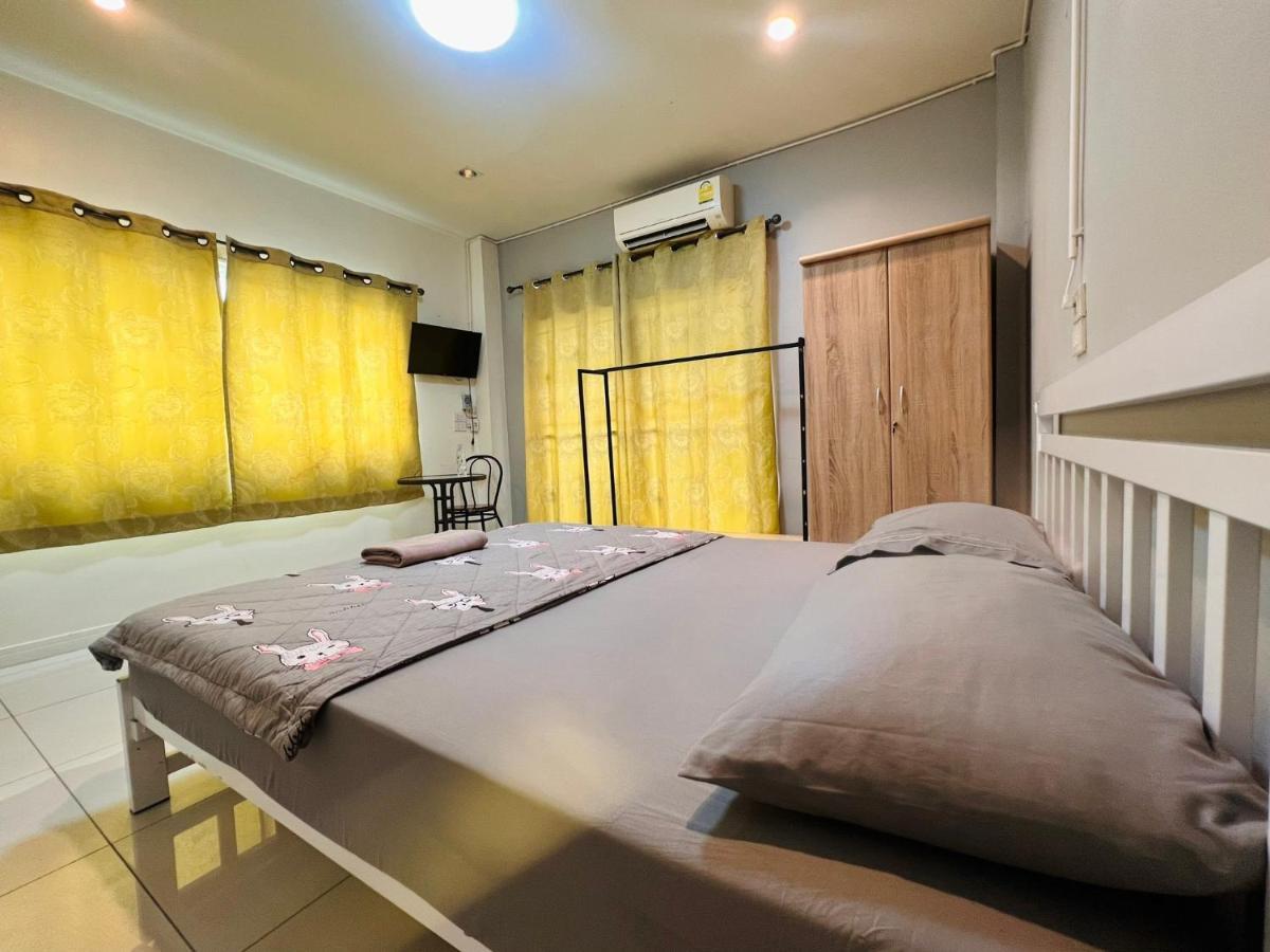 Aekkalukthai Hostel Rayong Exteriér fotografie