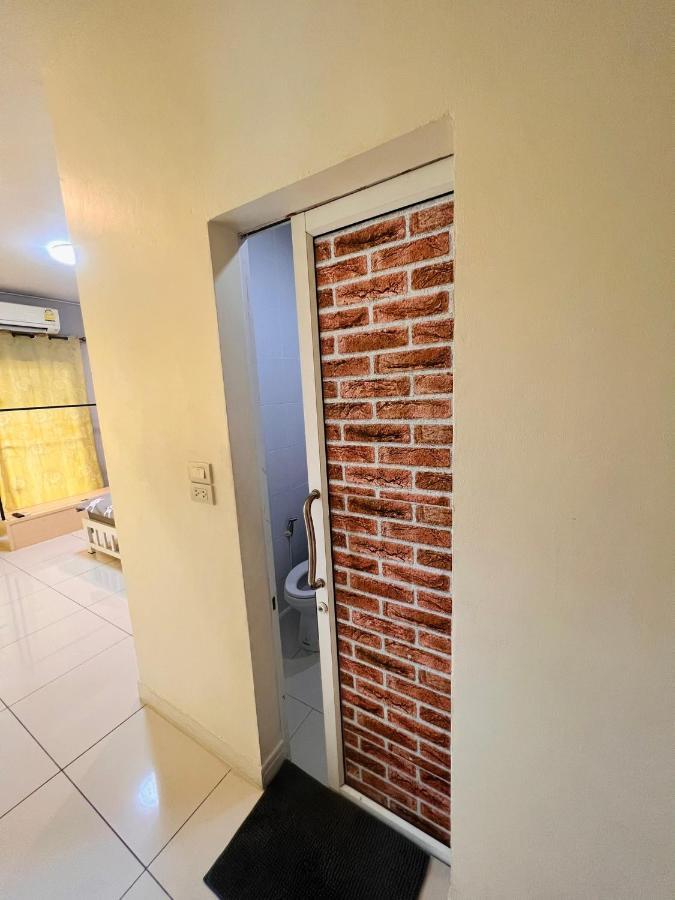 Aekkalukthai Hostel Rayong Exteriér fotografie